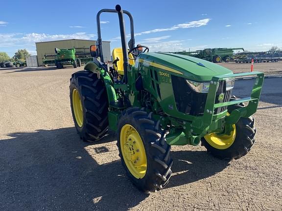 Image of John Deere 5065E equipment image 1