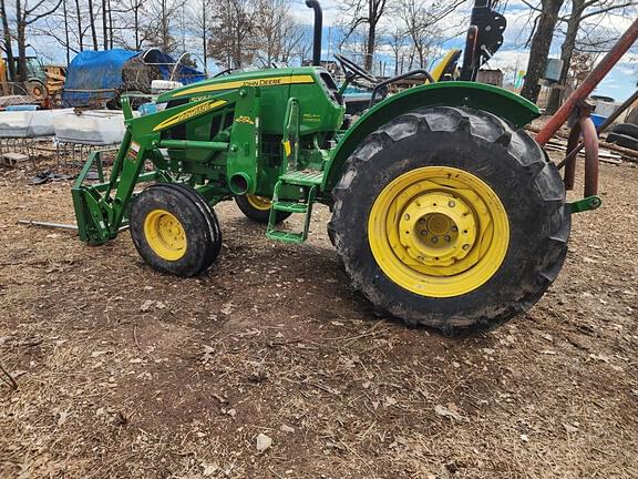 Image of John Deere 5065E equipment image 1