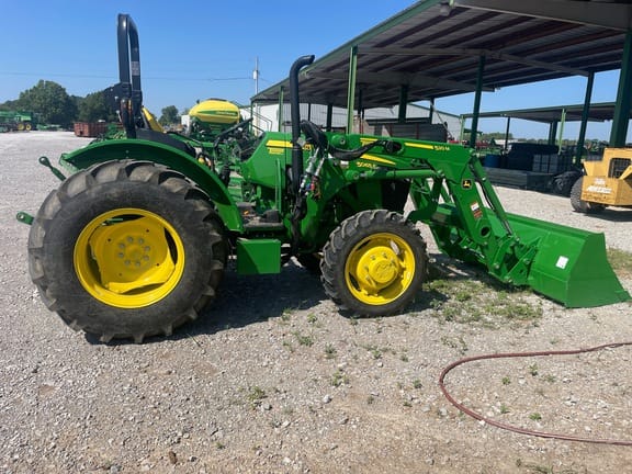 Main image John Deere 5065E