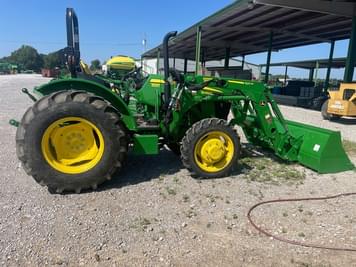 Main image John Deere 5065E