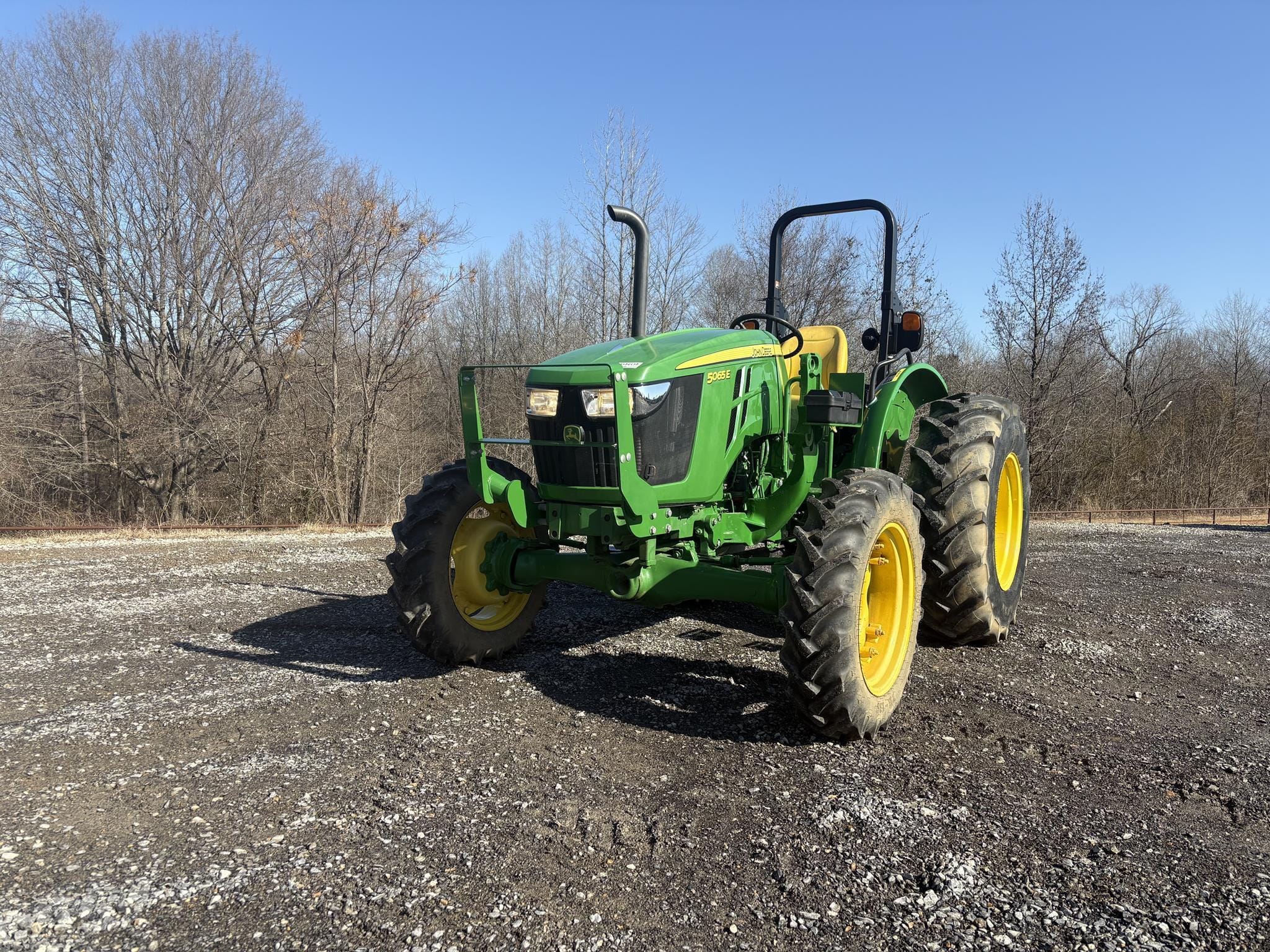 Main image John Deere 5065E