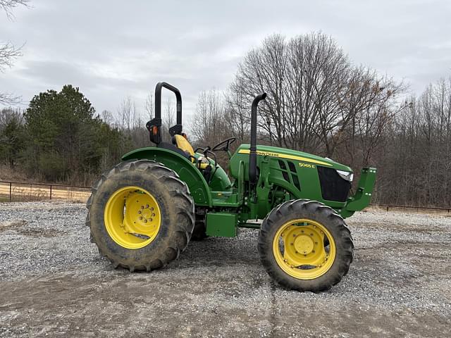 Image of John Deere 5065E equipment image 1