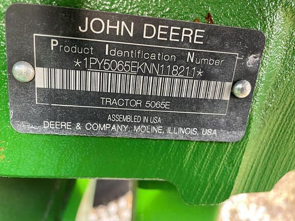 Image of John Deere 5065E equipment image 4