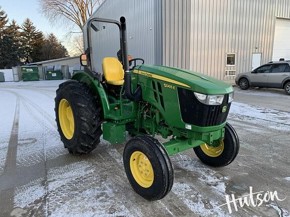 Image of John Deere 5065E Primary image