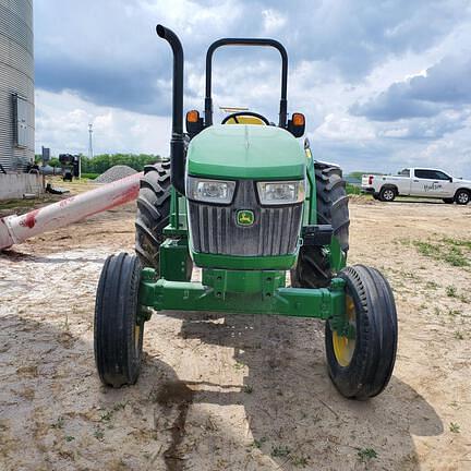 Image of John Deere 5065E equipment image 4