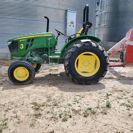 Image of John Deere 5065E equipment image 1