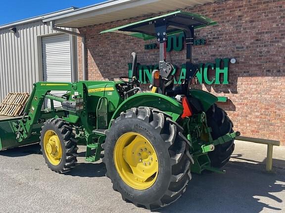 Image of John Deere 5065E equipment image 2