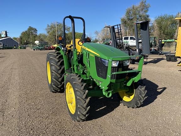 Image of John Deere 5065E equipment image 1