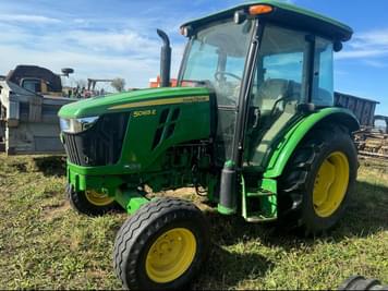 Main image John Deere 5065E