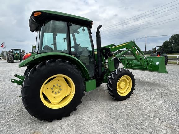 Image of John Deere 5065E equipment image 1