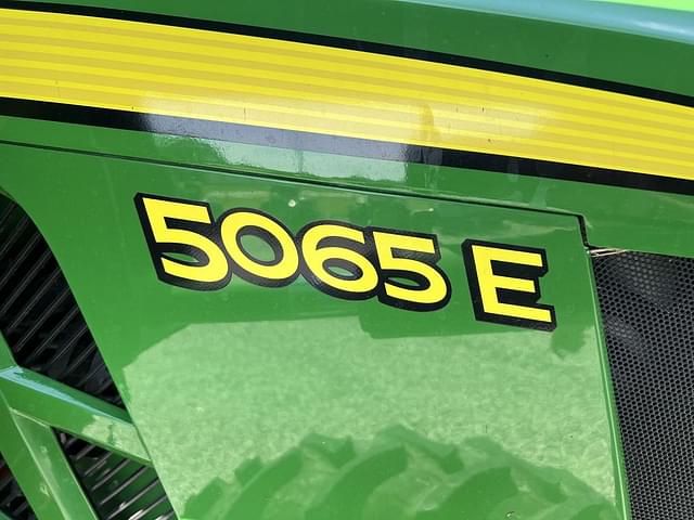 Image of John Deere 5065E equipment image 1