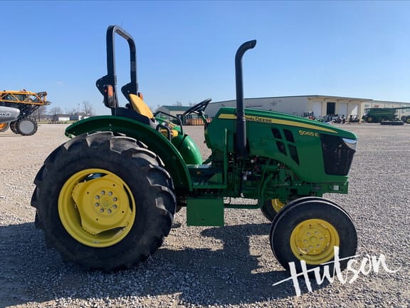2022 John Deere 5065E Equipment Image0