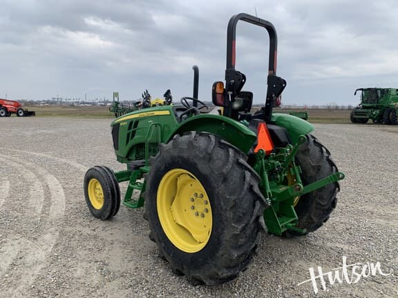 Image of John Deere 5065E equipment image 2
