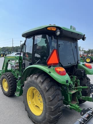 Image of John Deere 5065E equipment image 3