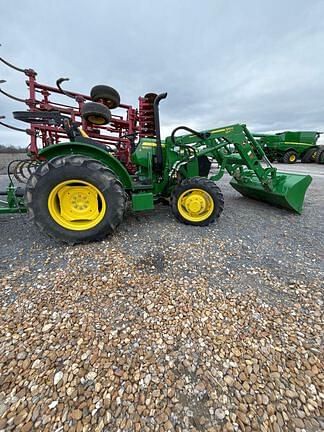 Image of John Deere 5065E equipment image 1