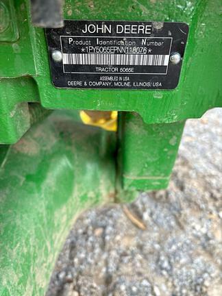 Image of John Deere 5065E equipment image 3