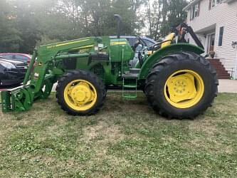 Image of John Deere 5065E Primary image