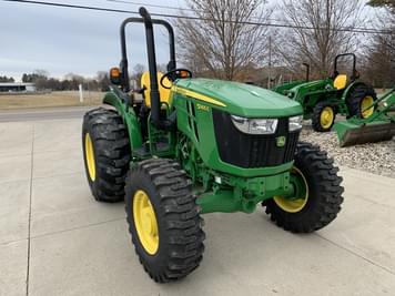 Main image John Deere 5065E