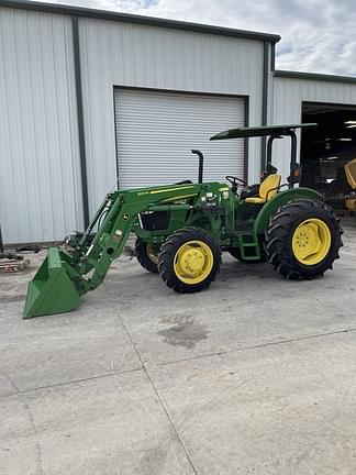 Image of John Deere 5065E equipment image 1