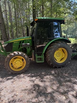 Image of John Deere 5065E Image 0