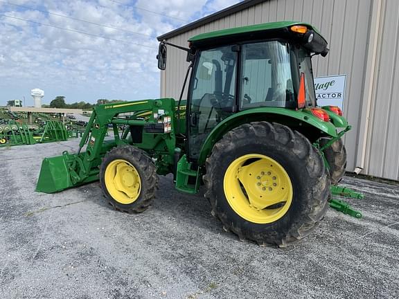 Image of John Deere 5065E equipment image 1