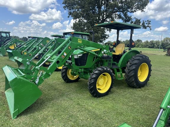 Image of John Deere 5065E equipment image 2