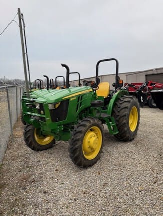 Main image John Deere 5065E