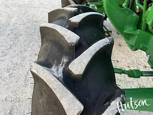 Main image John Deere 5065E 13