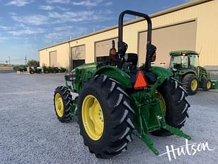 Main image John Deere 5065E 3