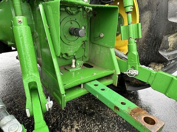 Image of John Deere 5065E equipment image 2