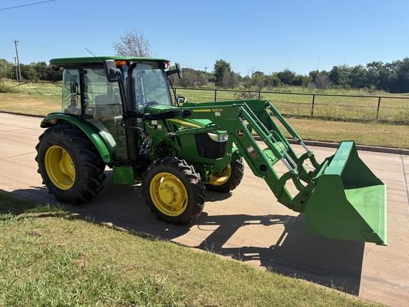 Image of John Deere 5065E equipment image 3