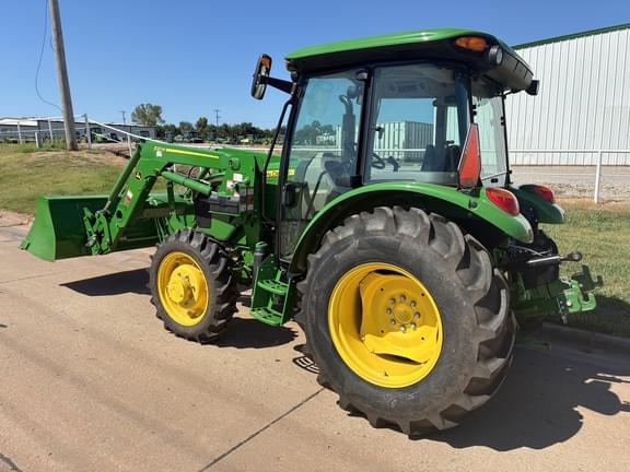 Image of John Deere 5065E equipment image 1