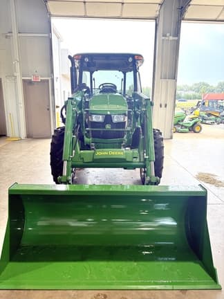 Image of John Deere 5065E equipment image 1