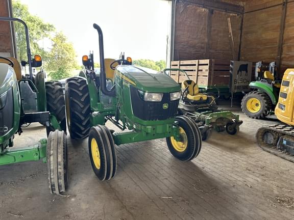 Image of John Deere 5065E equipment image 1