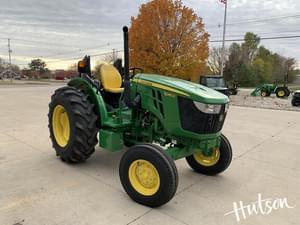 2022 John Deere 5065E Image