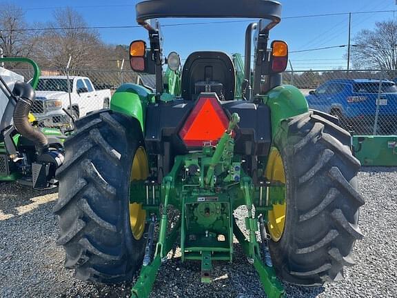 Image of John Deere 5065E equipment image 2