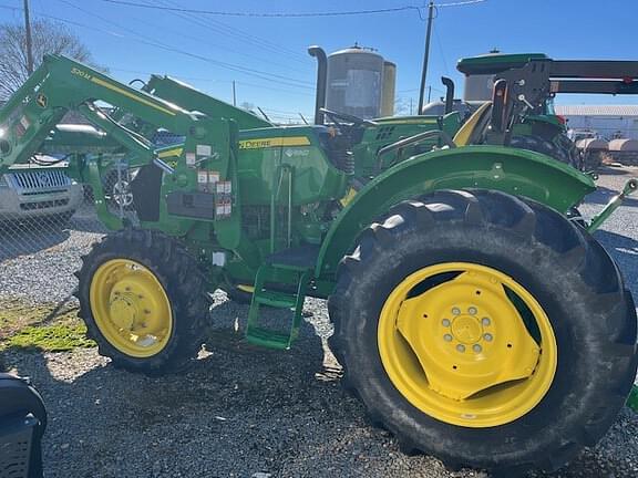 Image of John Deere 5065E equipment image 1