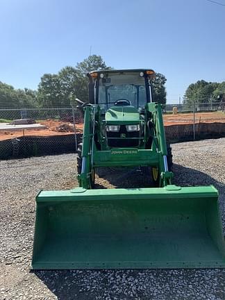 Image of John Deere 5065E equipment image 2