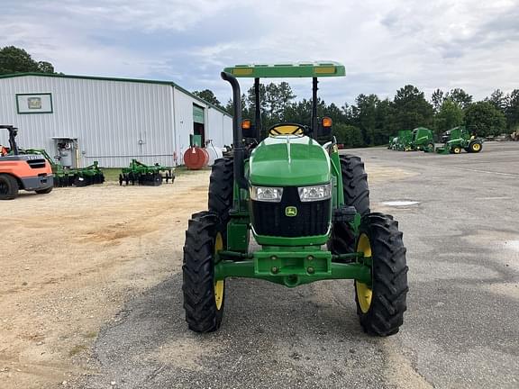 Image of John Deere 5065E equipment image 2