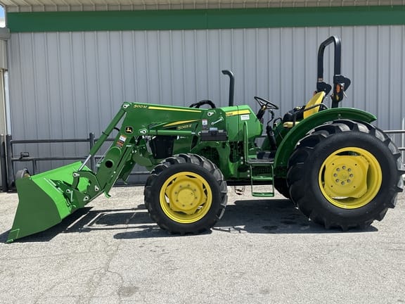 Main image John Deere 5065E