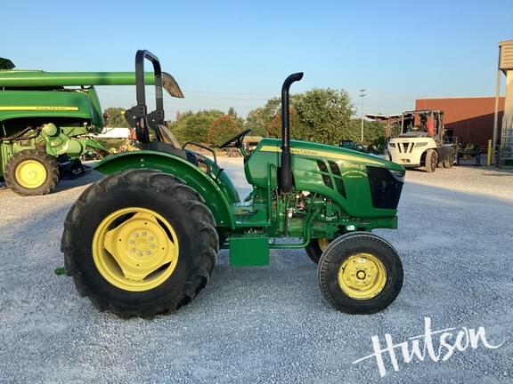 Image of John Deere 5065E equipment image 2