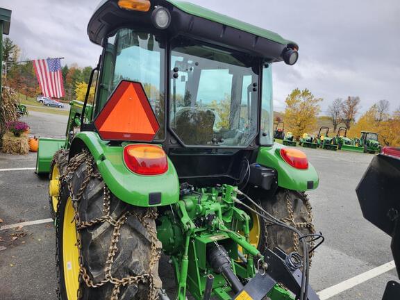 Image of John Deere 5065E equipment image 3