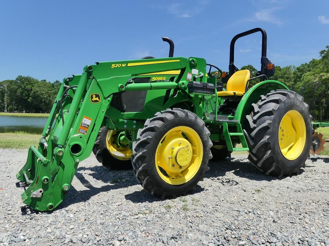 Image of John Deere 5065E Primary image