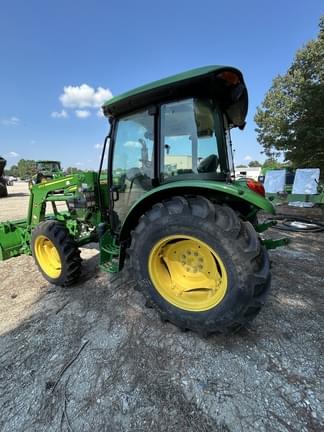 Image of John Deere 5065E equipment image 2