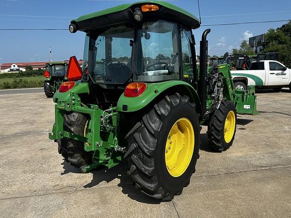 Image of John Deere 5065E equipment image 4