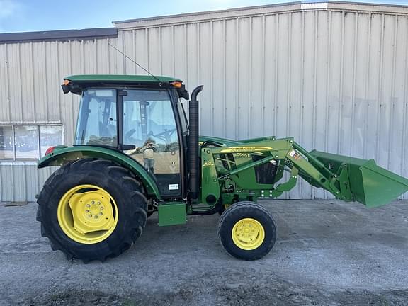 Image of John Deere 5065E equipment image 4