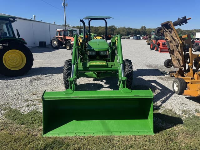 Image of John Deere 5065E equipment image 1