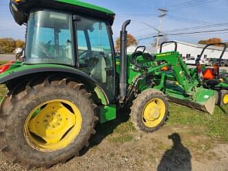 Image of John Deere 5065E equipment image 4