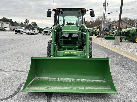 Image of John Deere 5065E equipment image 2