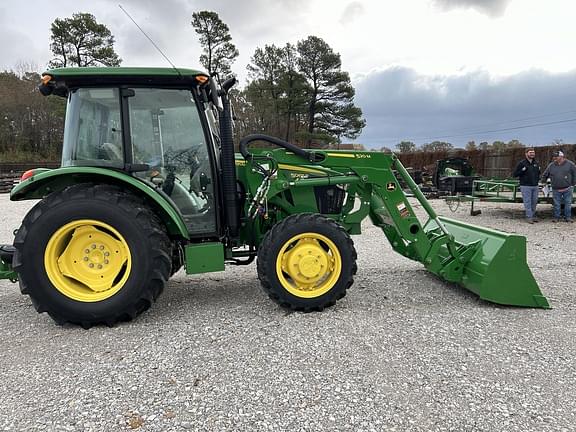 Image of John Deere 5065E equipment image 4